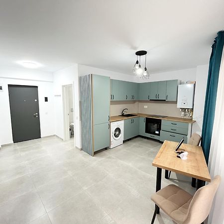 Confort Aparthotel Iasi Buitenkant foto