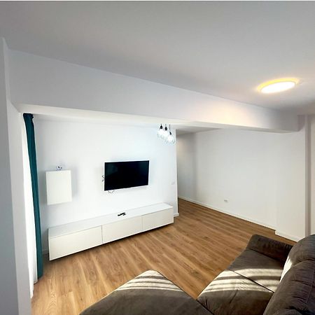 Confort Aparthotel Iasi Buitenkant foto