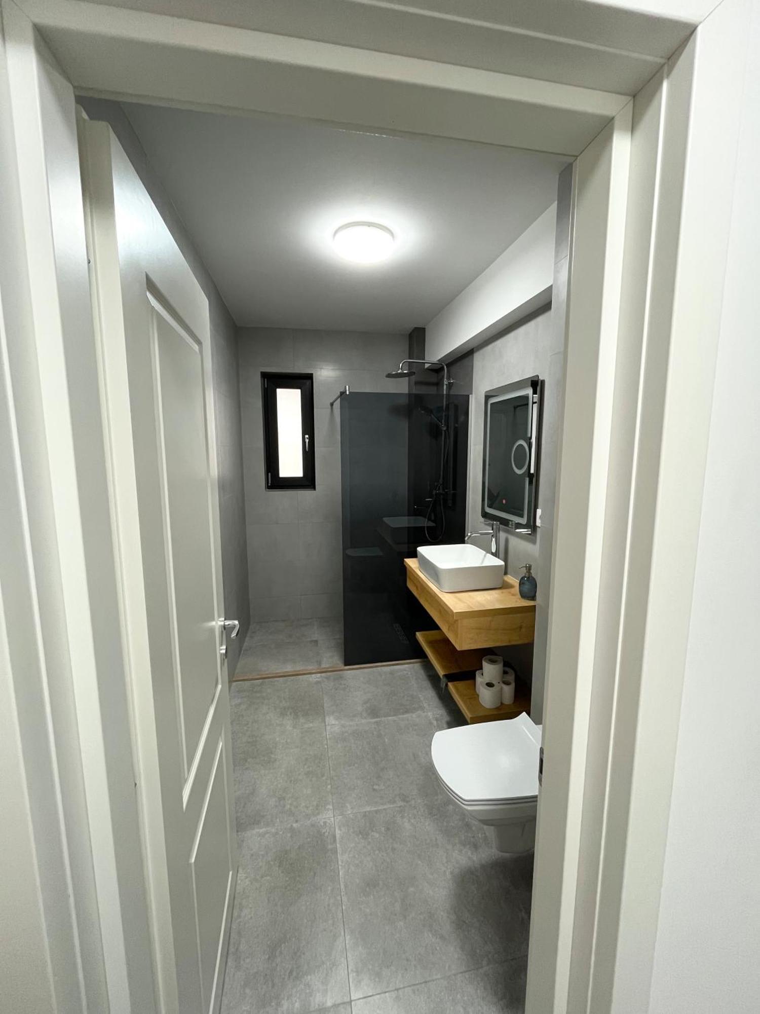 Confort Aparthotel Iasi Buitenkant foto
