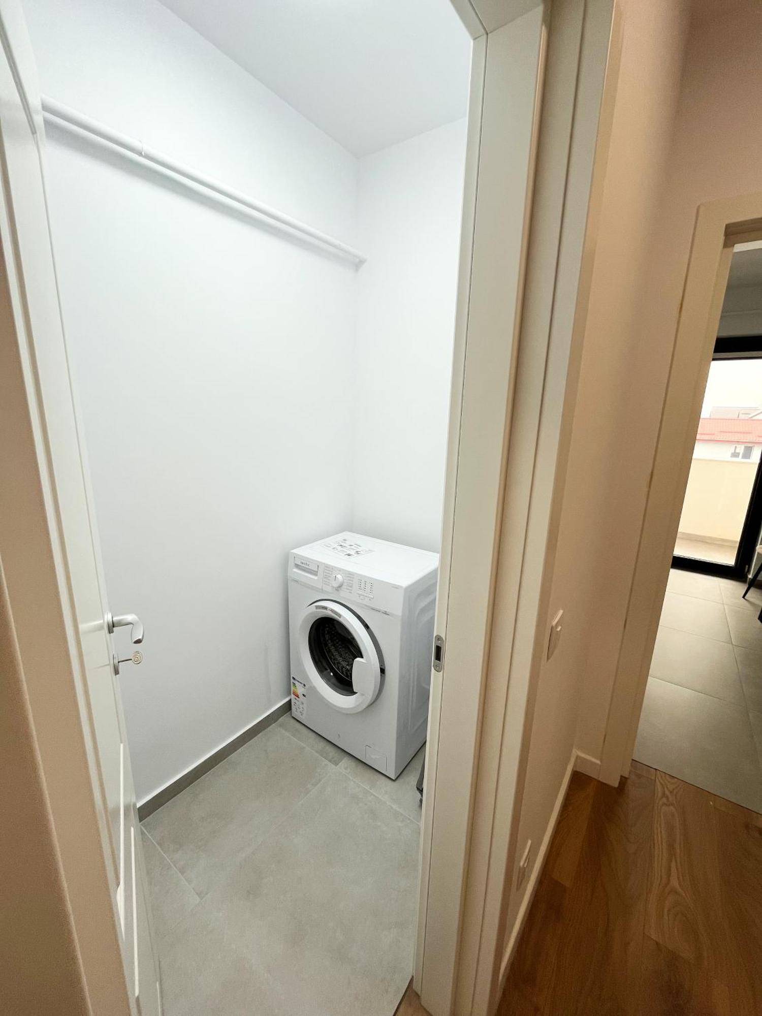 Confort Aparthotel Iasi Buitenkant foto