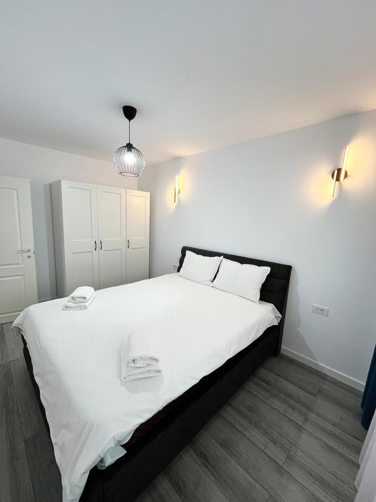 Confort Aparthotel Iasi Buitenkant foto